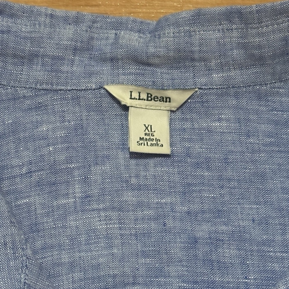 Light Blue Linen Button-Up Shirt - Women's Classic Long Sleeve - Picture 3 of 5